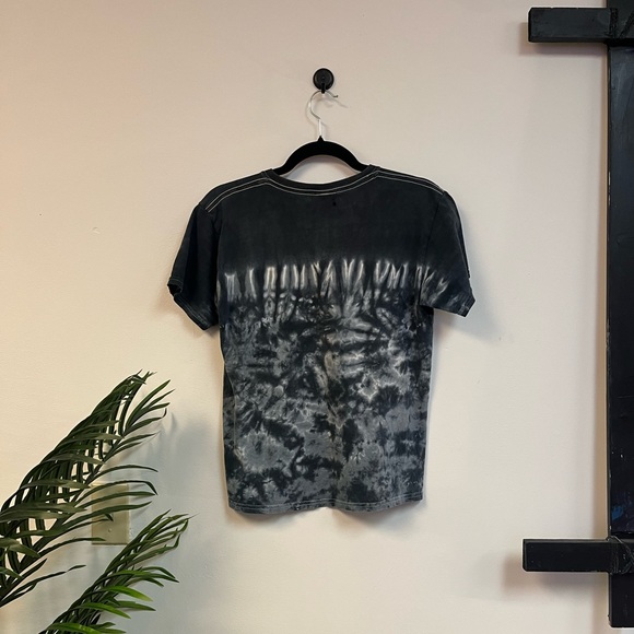 Vintage Shark AOP - Picture 2 of 3